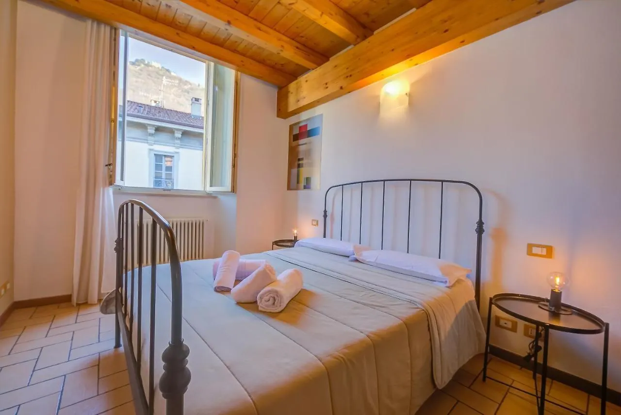 Le Stanze Del Lago Apartments Como
