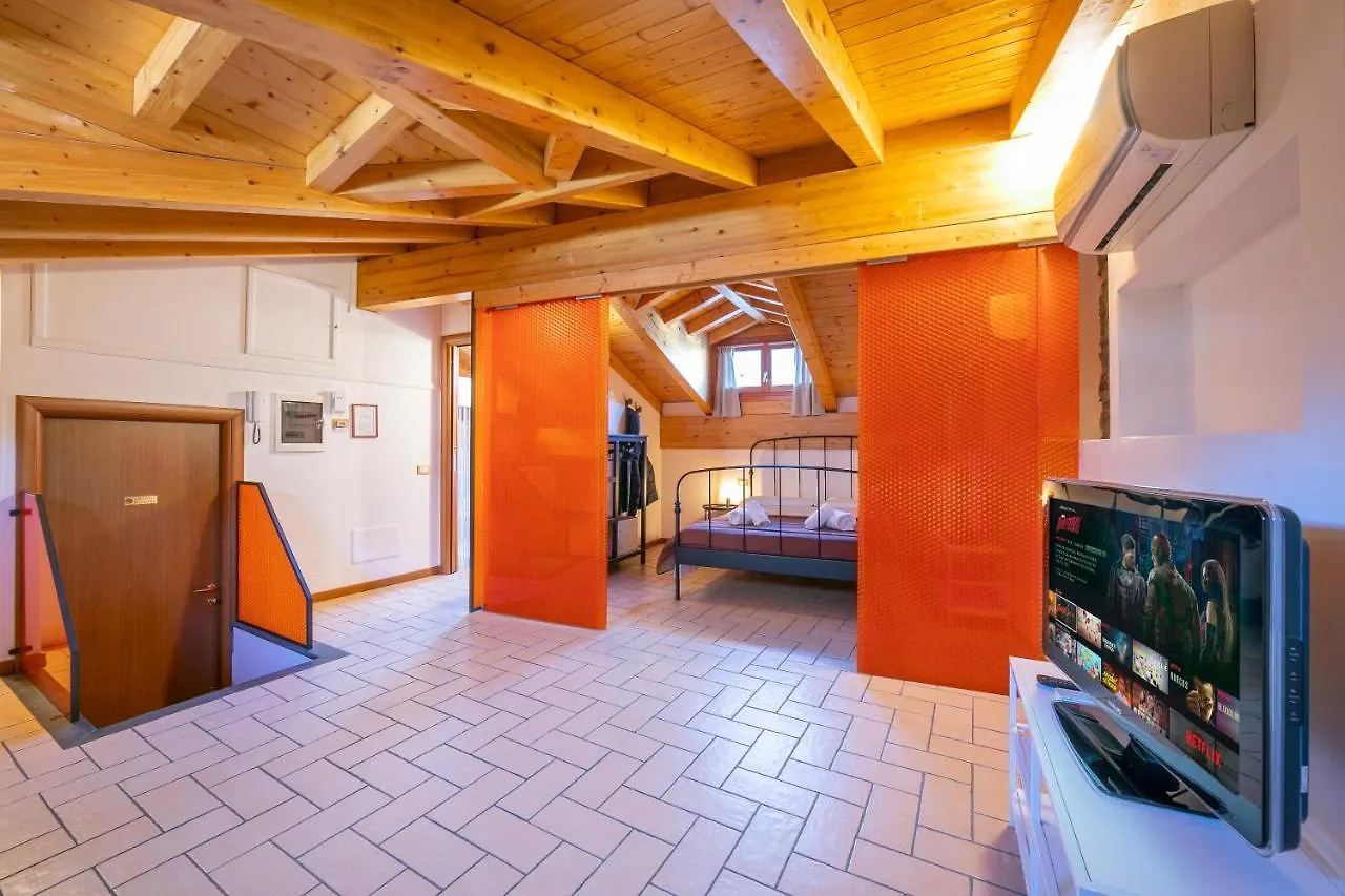 Le Stanze Del Lago Apartments Como